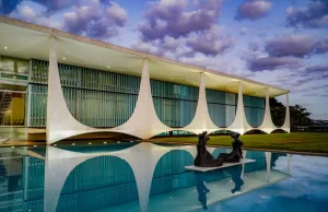 Governo federal anuncia lançamento de cartão de crédito exclusivo para MEI